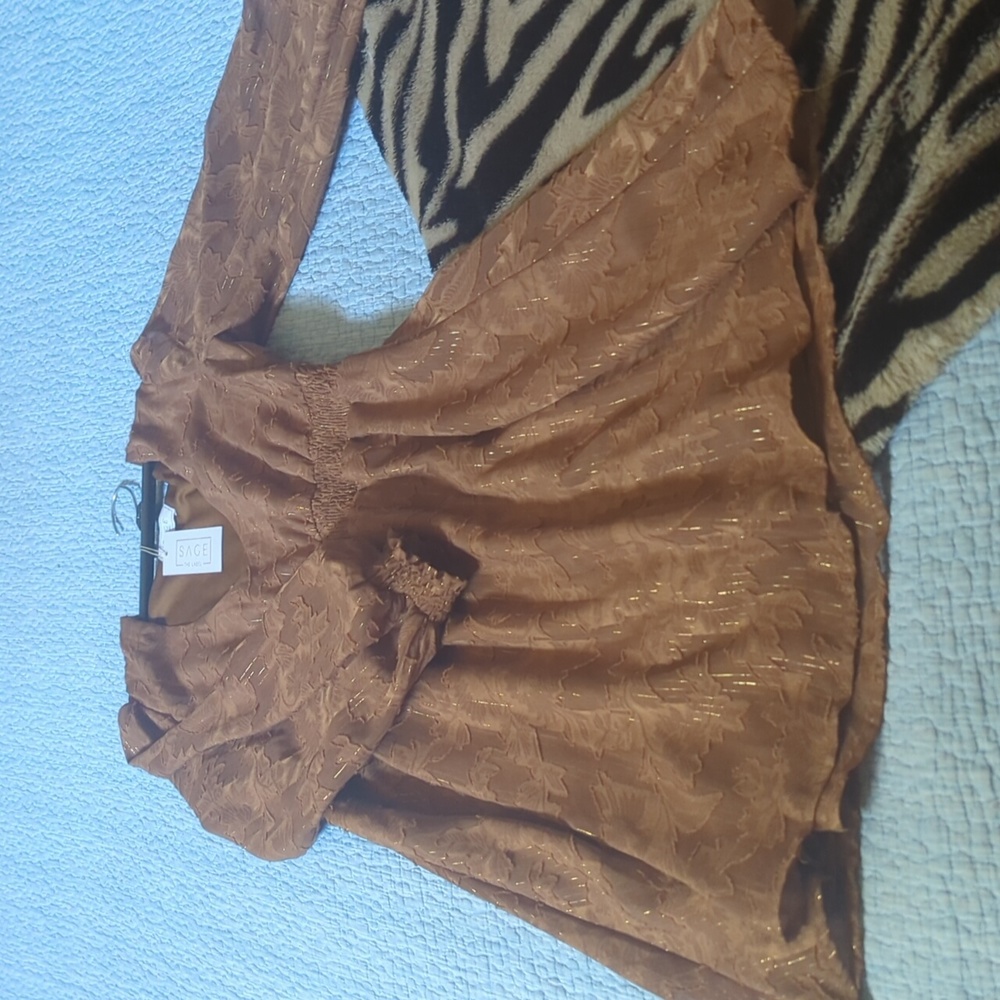 Dress - Picture 2 of 2